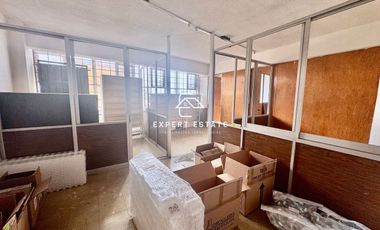 Edificio venta EL CALVARIO - 2 niveles uso mixto local PB a pasos del Chapitel