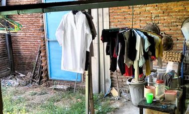 Jual murah rumah masih Gress d jogoroto jombNg harga di bawah pasar