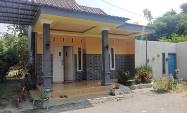 Jual murah rumah masih Gress d jogoroto jombNg harga di bawah pasar