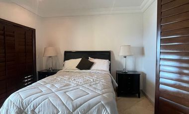 Condominio de 2 recamaras en renta en  $1,400 dlls  en Las Olas Grand