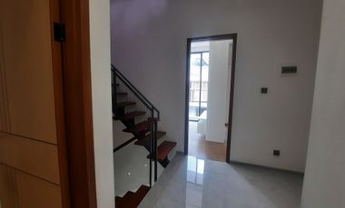 Rumah Setraduta Cluster Baru Tol Pasteur Maranatha Pvj strategisDijual