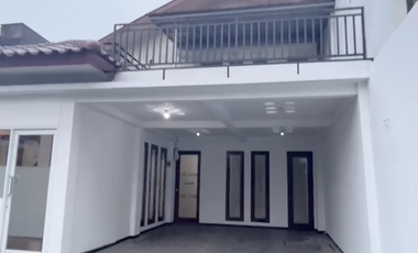 DISEWAKAN RUMAH 2 LANTAI BAGUS DI CIPETE ANTASARI JAKSEL