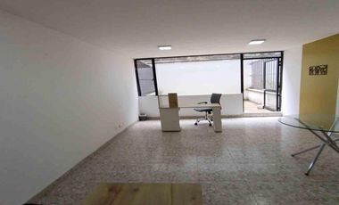 OFICINA EN ARRIENDO EN EL CENTRO/MANIZALES