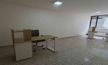 OFICINA EN ARRIENDO EN EL CENTRO/MANIZALES