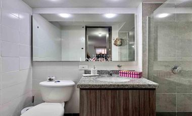 Apartamento en Venta – Primer Piso con Zona Verde y Deck