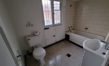 VENDO CASA CON DESTINO COMERCIAL EN CONCEPCIÓN