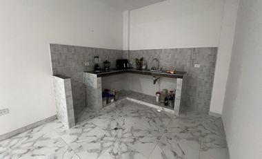 Venta Casa Esquinera De Tres Niveles - Rentando  Rozo Valle