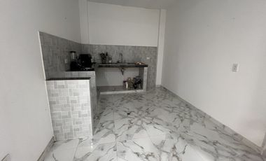 Venta Casa Esquinera De Tres Niveles - Rentando  Rozo Valle