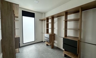 Hermosa casa campestre en Cerritos - Pereira