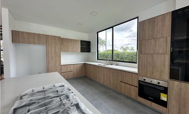 Hermosa casa campestre en Cerritos - Pereira