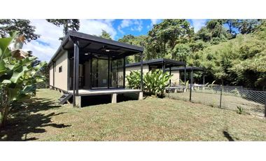 Se arrienda apartaestudio en Cerro Canceles