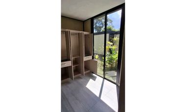 Se arrienda apartaestudio en Cerro Canceles