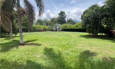 Venta de Finca Santa Fé de Antioquia, Unidad Cerrada Cerca al Cauca