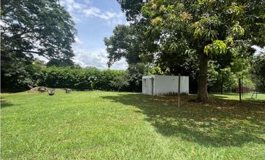 Venta de Finca Santa Fé de Antioquia, Unidad Cerrada Cerca al Cauca