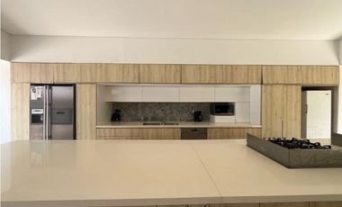 Venta de Finca Santa Fé de Antioquia, Unidad Cerrada Cerca al Cauca