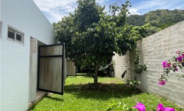 Venta de Finca Santa Fé de Antioquia, Unidad Cerrada Cerca al Cauca