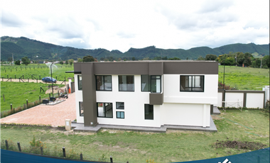 Casa en Tabio Vista a la peña de Juaica