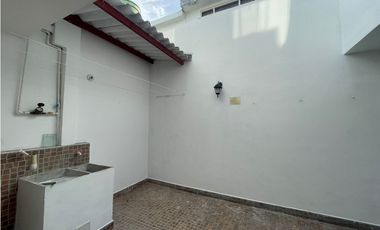 Maat Arrienda Apartamento en Villeta en las Acacias $1.550.000