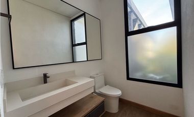 Venta de casa nueva en parcelación en Llanogrande, Rionegro