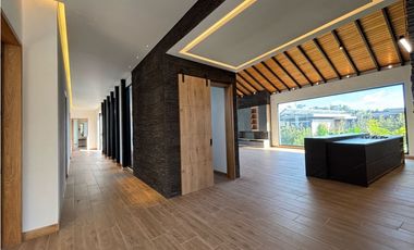 Venta de casa nueva en parcelación en Llanogrande, Rionegro