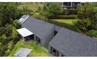 Arriendo casa moderna de un solo nivel, El Retiro, Antioquia