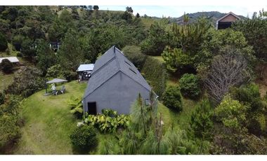 Arriendo casa moderna de un solo nivel, El Retiro, Antioquia