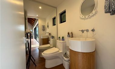 Arriendo casa moderna de un solo nivel, El Retiro, Antioquia