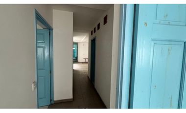 Arriendo oficinas primer piso en el parque principal de El Retiro