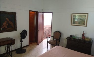 CASA EN ARRIENDO SECTOR LA INTERMEDIA - ENVIGADO