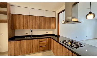 Casa nueva en venta | Tres pisos con terraza - Las Mercedes Palmira