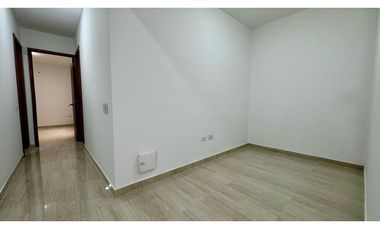 Casa nueva en venta | Tres pisos con terraza - Las Mercedes Palmira