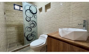 Casa nueva en venta | Tres pisos con terraza - Las Mercedes Palmira