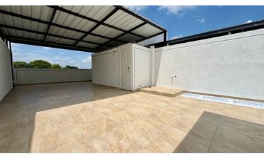 Casa nueva en venta | Tres pisos con terraza - Las Mercedes Palmira