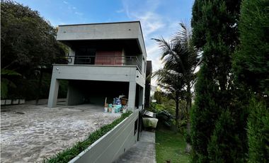 Se arrienda casa campestre en Vereda San José - Guarne