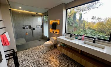 Se arrienda casa campestre en Vereda San José - Guarne