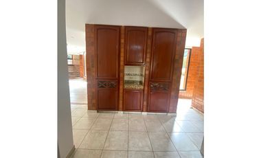 SE ARRIENDA CASA CAMPESTRE EN CIUDAD JARDIN