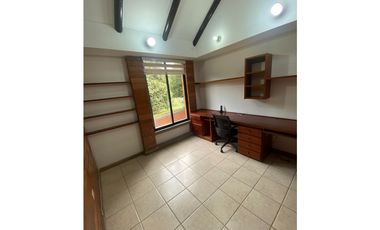 SE ARRIENDA CASA CAMPESTRE EN CIUDAD JARDIN