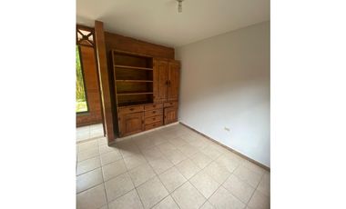 SE ARRIENDA CASA CAMPESTRE EN CIUDAD JARDIN