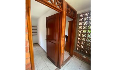 SE ARRIENDA CASA CAMPESTRE EN CIUDAD JARDIN