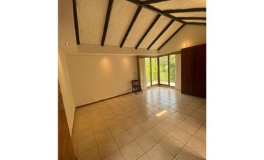 SE ARRIENDA CASA CAMPESTRE EN CIUDAD JARDIN