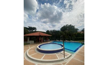 SE ARRIENDA CASA CAMPESTRE EN CIUDAD JARDIN