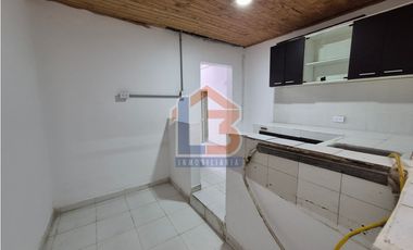 SE VENDE BODEGA EN EL CENTRO