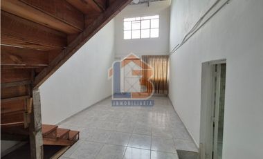 SE VENDE BODEGA EN EL CENTRO