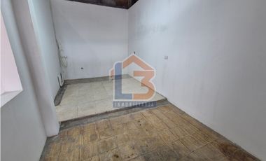 SE VENDE BODEGA EN EL CENTRO