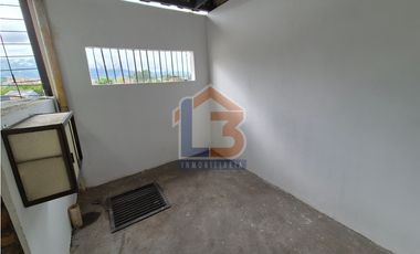 SE VENDE BODEGA EN EL CENTRO