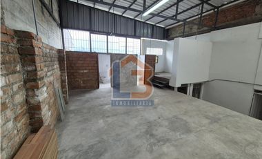 SE VENDE BODEGA EN EL CENTRO