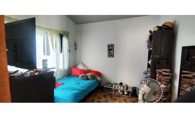 Casalote de 2000 M2 de 490 mill en La Mesa Cund a 13 Min del pueblo