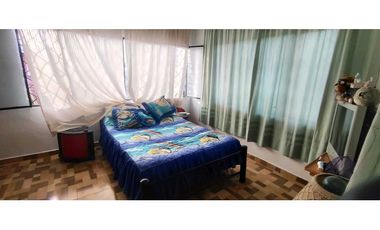 Casalote de 2000 M2 de 490 mill en La Mesa Cund a 13 Min del pueblo