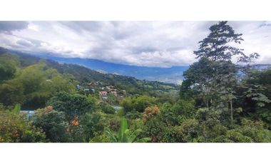 NO DISPONIBLE de 551 M2 en 210 mill en La Mesa Cund