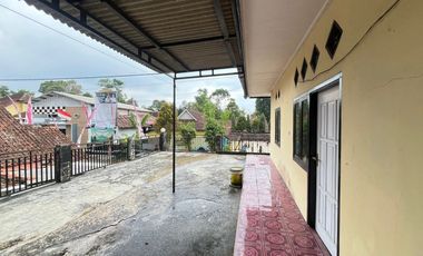 Dijual Murah Rumah dan Toko Luas 503 m2 di Kampung Bojong Purwakarta